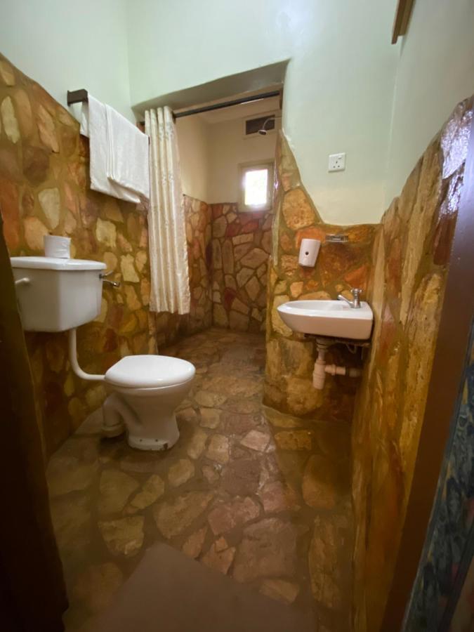 Afro Smile Hotel And Guest House-Jinja Eksteriør bilde