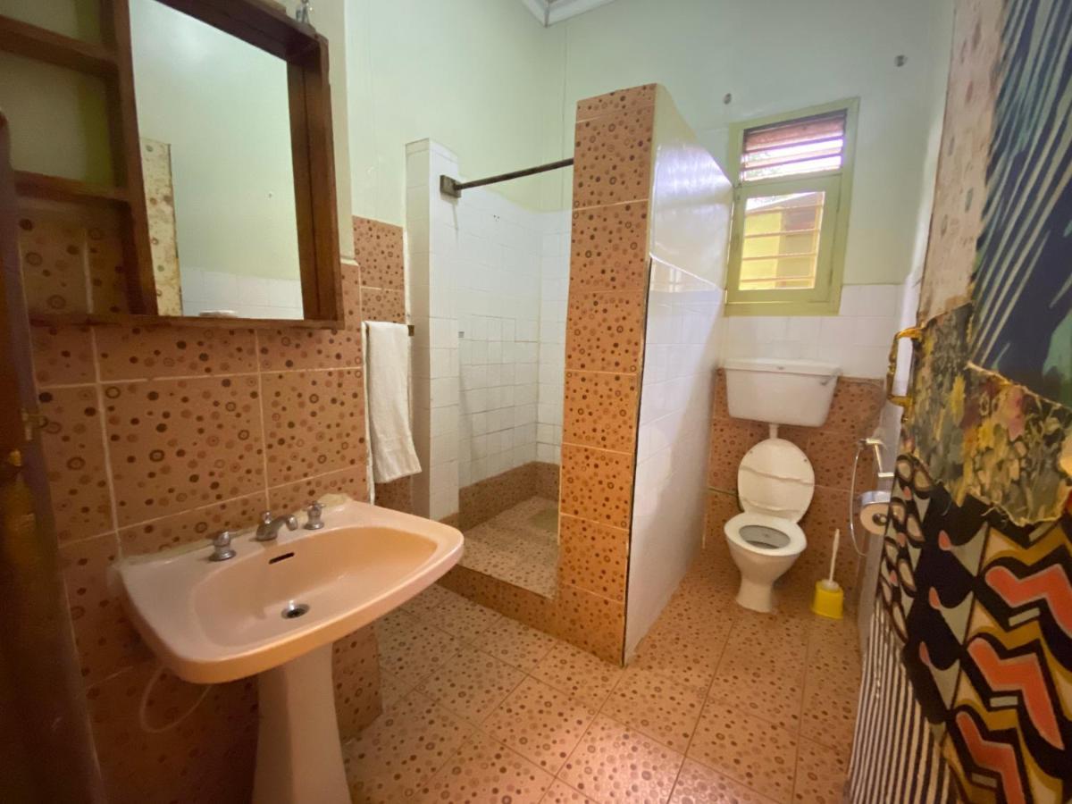 Afro Smile Hotel And Guest House-Jinja Eksteriør bilde