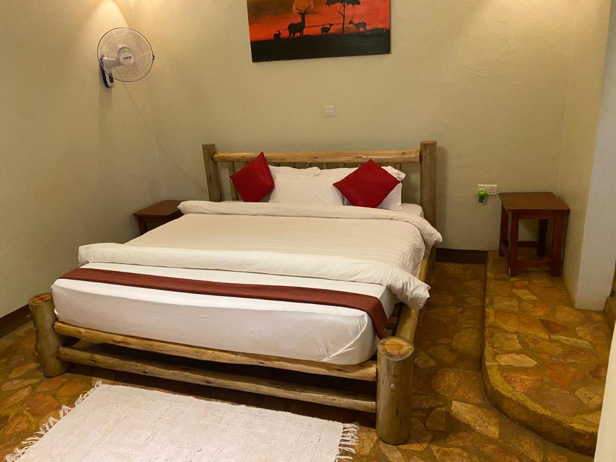 Afro Smile Hotel And Guest House-Jinja Eksteriør bilde