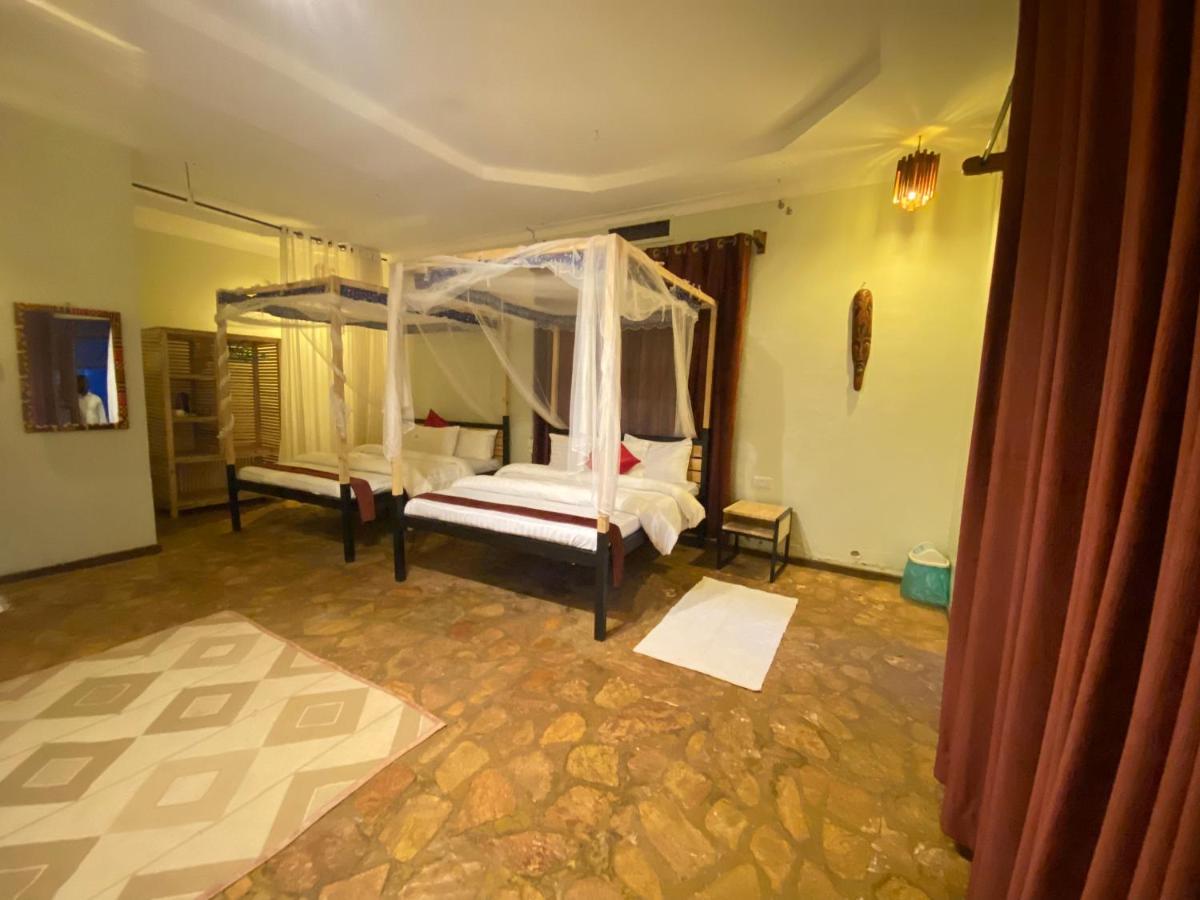 Afro Smile Hotel And Guest House-Jinja Eksteriør bilde